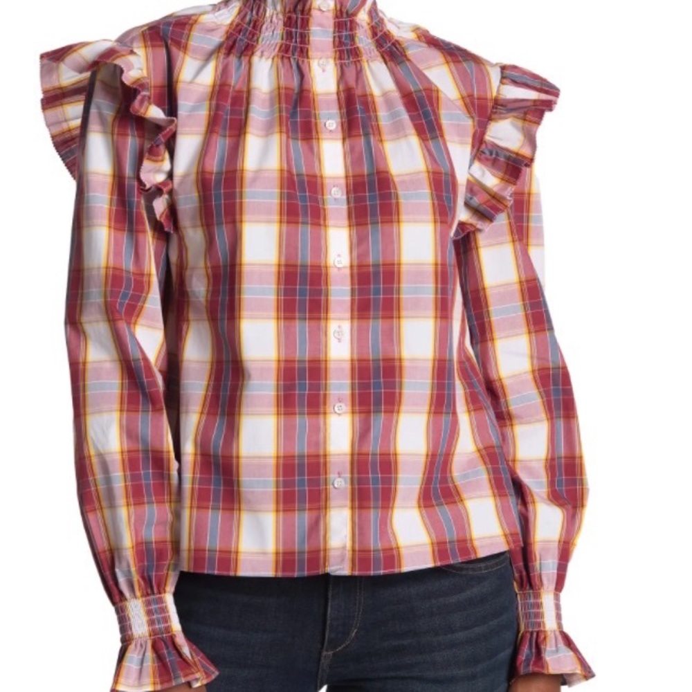 Something Navy size small plaid ruffled top